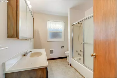 1707 Roberts St, The Dalles, OR 97058 - Photo 12