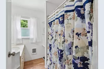 920 NE Academy St, Salem, OR 97301 - Photo 12