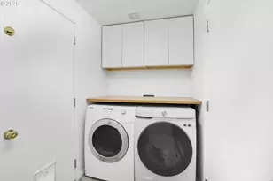 1950 NW Ivy Pl, Redmond, OR 97756 - Photo 10