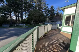 16063 Driftwood Ln, Brookings, OR 97415 - Photo 2