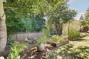 7340 N Willamette Blvd, Portland, OR 97203 - Photo 38