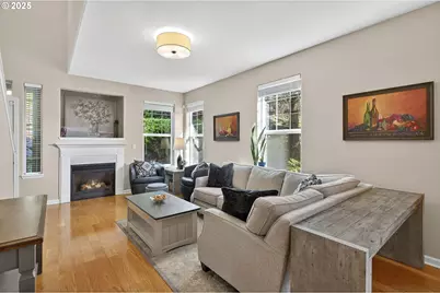 880 Springtree Ln, West Linn, OR 97068 - Photo 8