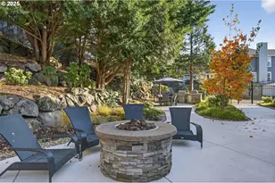 880 Springtree Ln, West Linn, OR 97068 - Photo 32