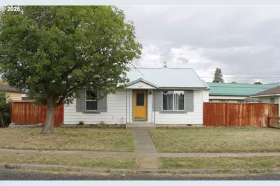 3325 9th Dr, Baker City, OR 97814 - Photo 1