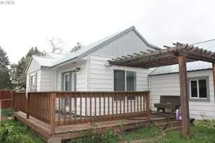3325 9th Dr, Baker City, OR 97814 - Photo 22