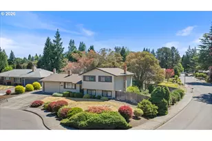 18765 SW Honeywood Ct, Beaverton, OR 97003 - Photo 2