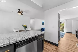 3936 SE 168th Ave, Portland, OR 97236 - Photo 8
