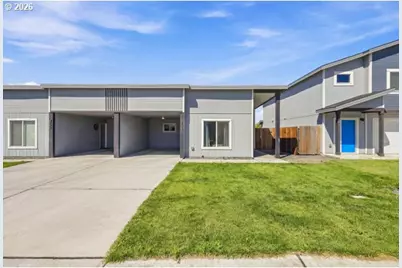 253 Merrick Ave, Umatilla, OR 97882 - Photo 2