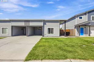253 Merrick Ave, Umatilla, OR 97882 - Photo 2