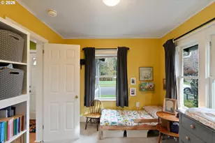 424 S 3rd St, Silverton, OR 97381 - Photo 26