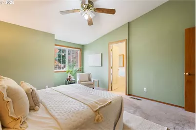 8914 NE 28th Pl, Vancouver, WA 98665 - Photo 10