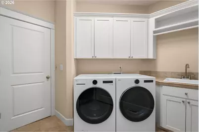 9222 NW Murdock St, Portland, OR 97229 - Photo 20