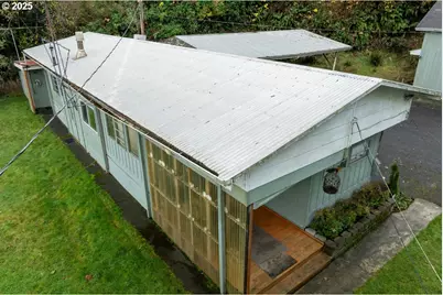 1900 Rowe St, Reedsport, OR 97467 - Photo 34