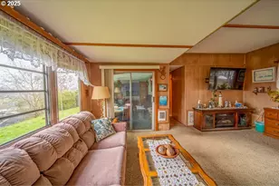 1900 Rowe St, Reedsport, OR 97467 - Photo 2