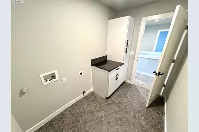 2443 26th Ave, Forest Grove, OR 97116 - Photo 22