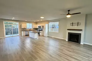 2443 26th Ave, Forest Grove, OR 97116 - Photo 4