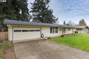 1095 N Manzanita St, Canby, OR 97013 - Photo 4