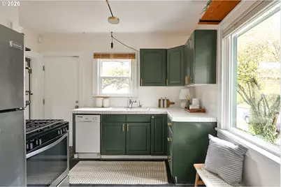 7701 N Hodge Ave, Portland, OR 97203 - Photo 12