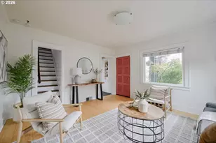 7701 N Hodge Ave, Portland, OR 97203 - Photo 4