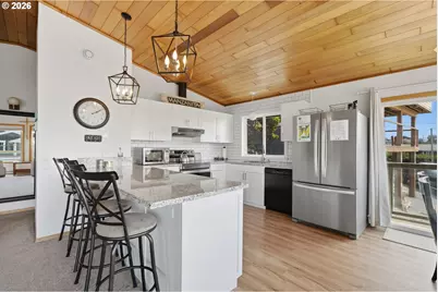 888 Beach St, Manzanita, OR 97130 - Photo 10