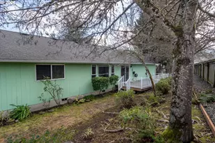 484 SE Clearwater Ct, Roseburg, OR 97470 - Photo 34