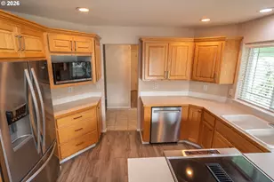 484 SE Clearwater Ct, Roseburg, OR 97470 - Photo 18