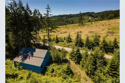 16935 SW Holly Hill Rd, Hillsboro, OR 97123 - Photo 12