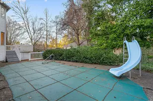 6703 SW Moonshadow Ct, Portland, OR 97223 - Photo 36