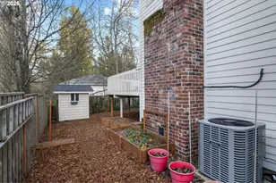 6703 SW Moonshadow Ct, Portland, OR 97223 - Photo 40