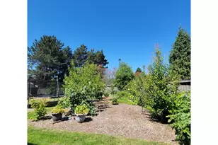 306 E 16th Pl, La Center, WA 98629 - Photo 24