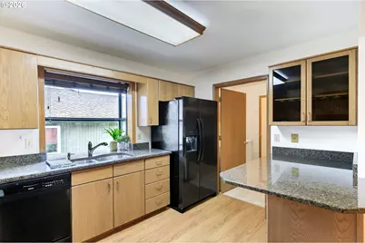 13309 NW 14th Ave #A, Vancouver, WA 98685 - Photo 10