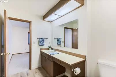 13309 NW 14th Ave #A, Vancouver, WA 98685 - Photo 28