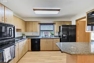 13309 NW 14th Ave, Vancouver, WA 98685 - Photo 2