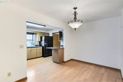 13309 NW 14th Ave #A, Vancouver, WA 98685 - Photo 8