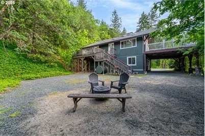 988 Savage Creek Rd, Grants Pass, OR 97527 - Photo 1