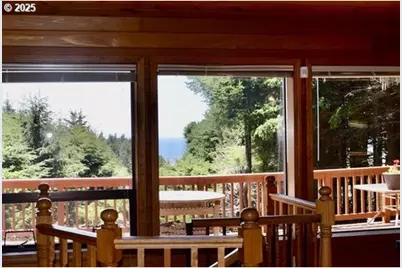 34518 Mutts Way, Gold Beach, OR 97444 - Photo 12