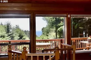 34518 Mutts Way, Gold Beach, OR 97444 - Photo 12
