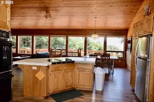 34518 Mutts Way, Gold Beach, OR 97444 - Photo 26