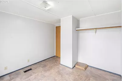 16172 Wedgewood Ln, Brookings, OR 97415 - Photo 20