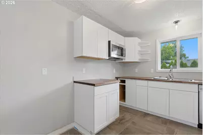1543 NE 16th Way, Gresham, OR 97030 - Photo 8