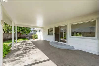 1025 NW Basco Ave, Roseburg, OR 97471 - Photo 36