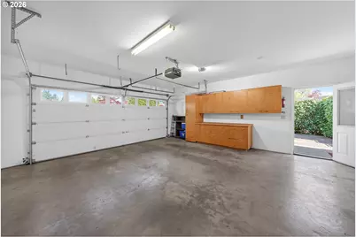 1025 NW Basco Ave, Roseburg, OR 97471 - Photo 28