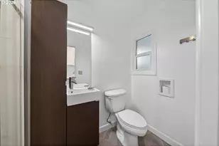 1025 NW Basco Ave, Roseburg, OR 97471 - Photo 26