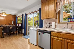 1801 E Laurel Dr, Newberg, OR 97132 - Photo 16