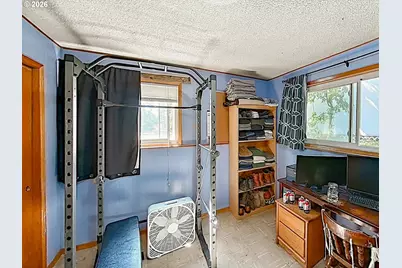 1801 E Laurel Dr, Newberg, OR 97132 - Photo 24