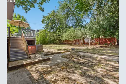 1801 E Laurel Dr, Newberg, OR 97132 - Photo 34