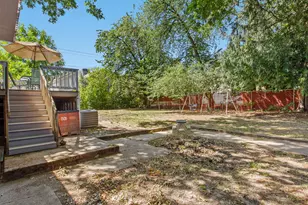 1801 E Laurel Dr, Newberg, OR 97132 - Photo 34