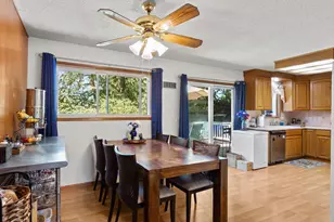 1801 E Laurel Dr, Newberg, OR 97132 - Photo 12