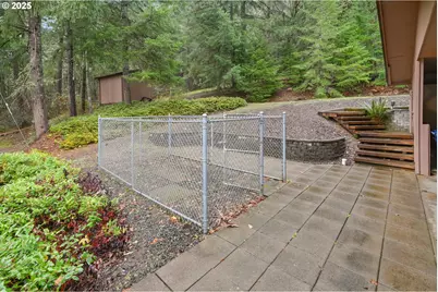 28198 Briggs Hill Rd, Eugene, OR 97405 - Photo 38