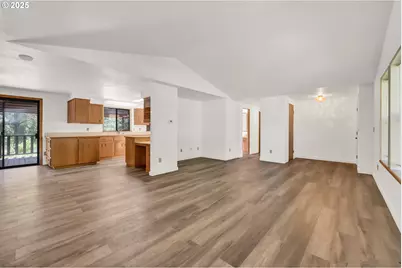 7349 Henderer Rd, Elkton, OR 97436 - Photo 4